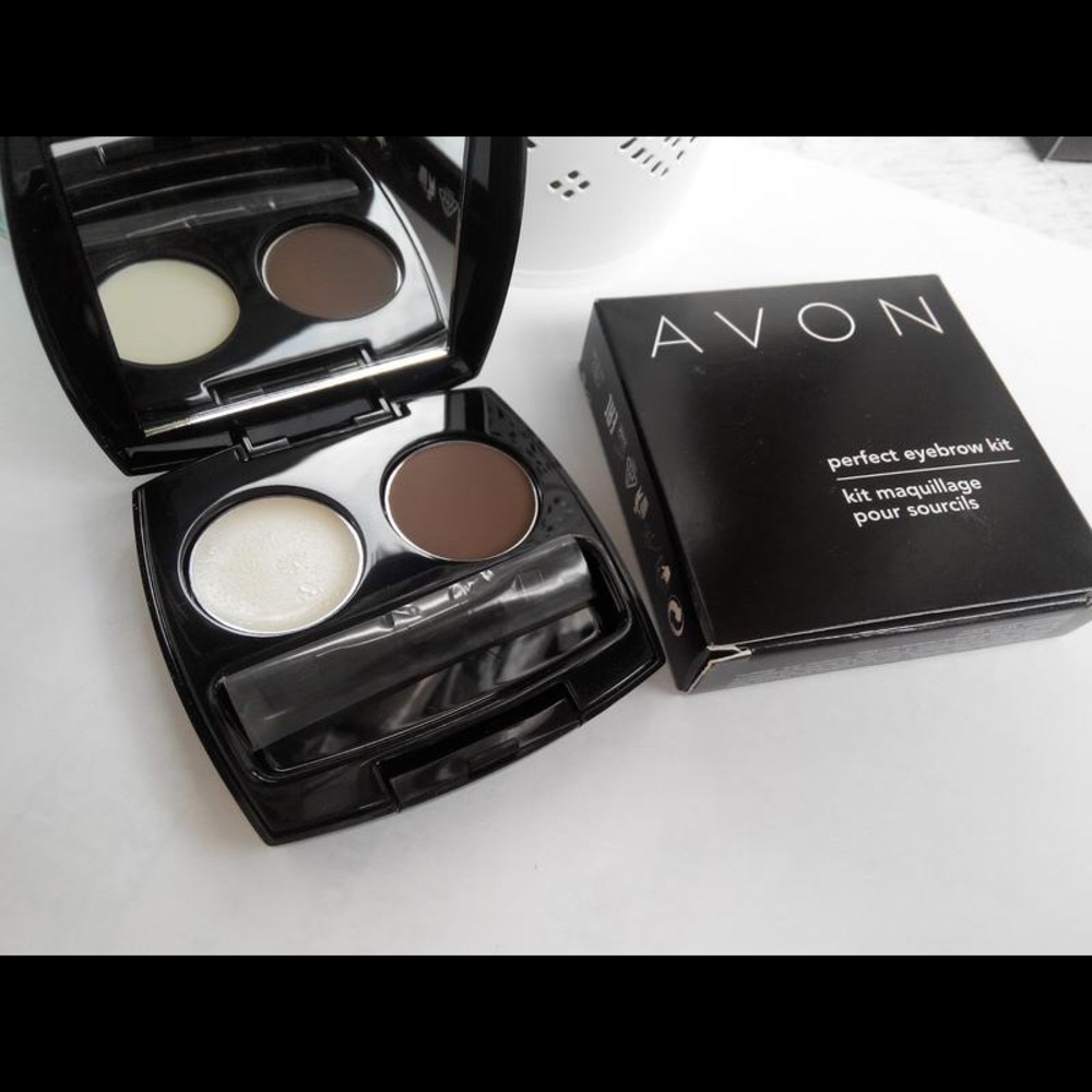 Eyebrow kit